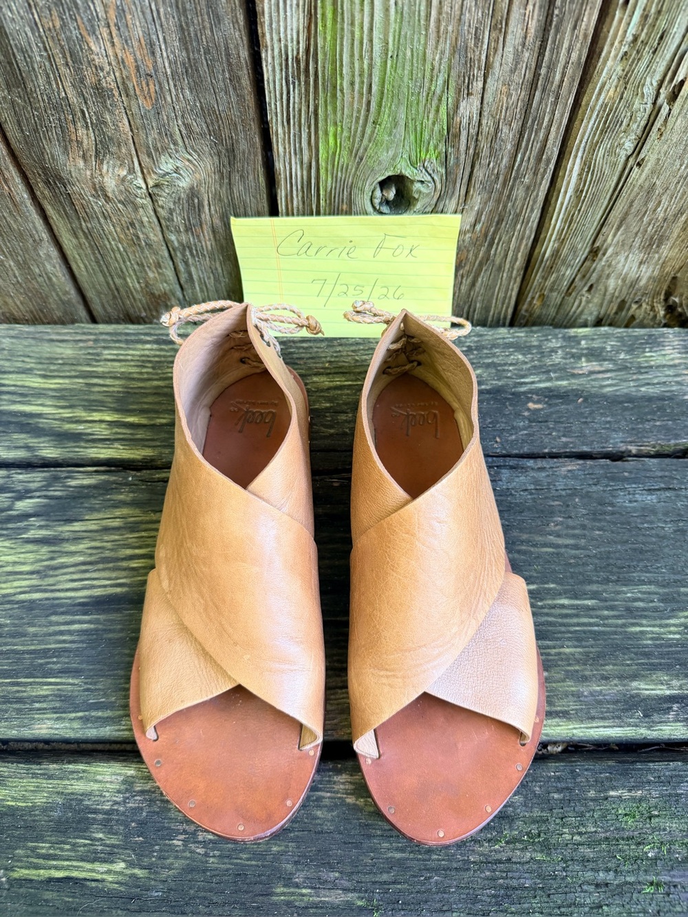 BEEK Loon Sandal in tan leather size 9